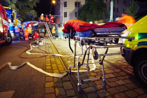 accident de la route, ambulances 